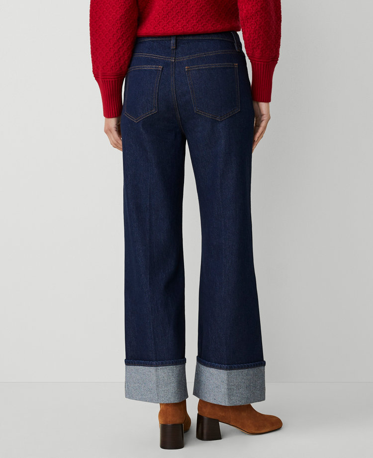 Ann Taylor Weekend Collection Crop Pintuck Jean Size 6 Classic Rinse Wash Women's