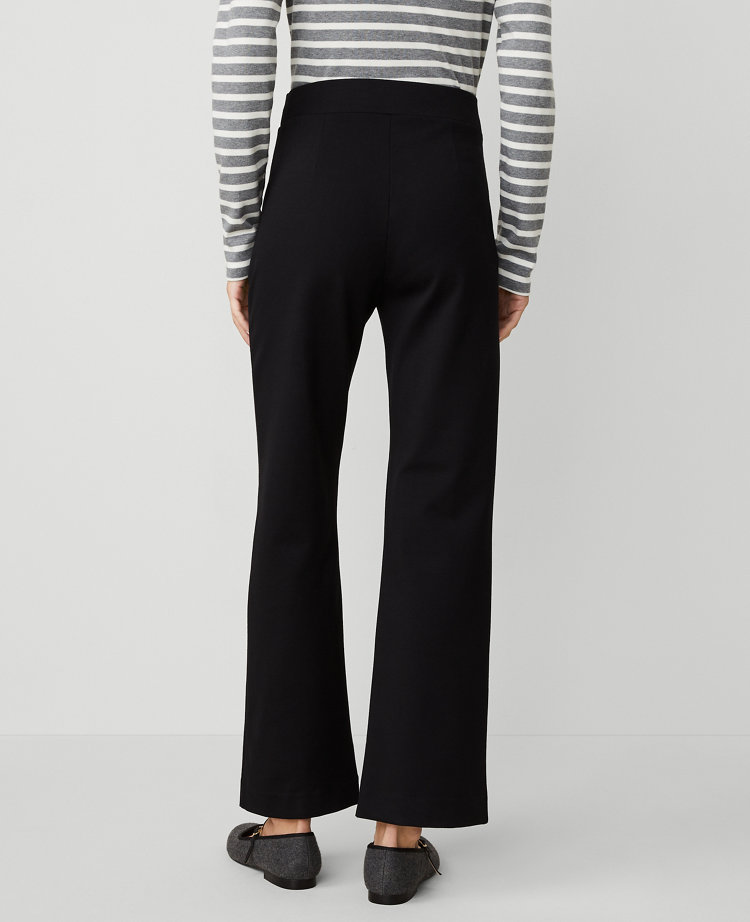 Petite Weekend Collection Ponte Pull On Pant