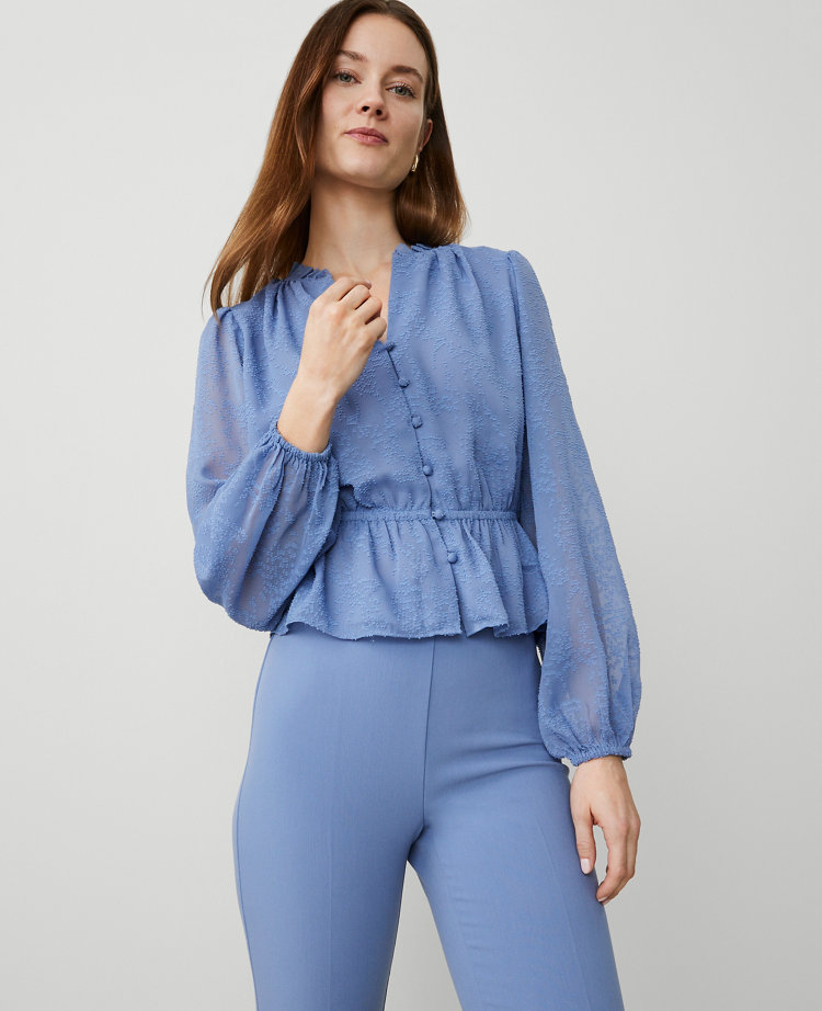 Clip Chiffon Ruffle Blouse