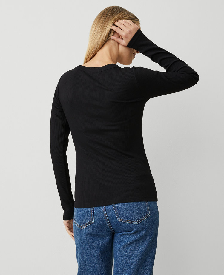 Petite Long Sleeve Scoop Neck Tee