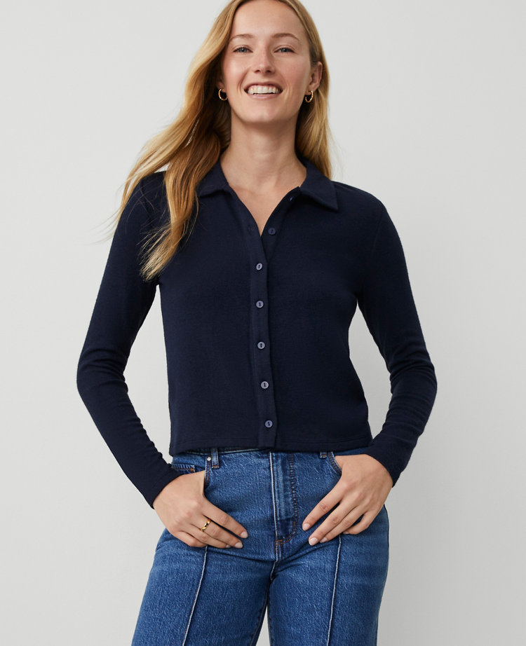 Weekend Collection Cropped Button-Down Top