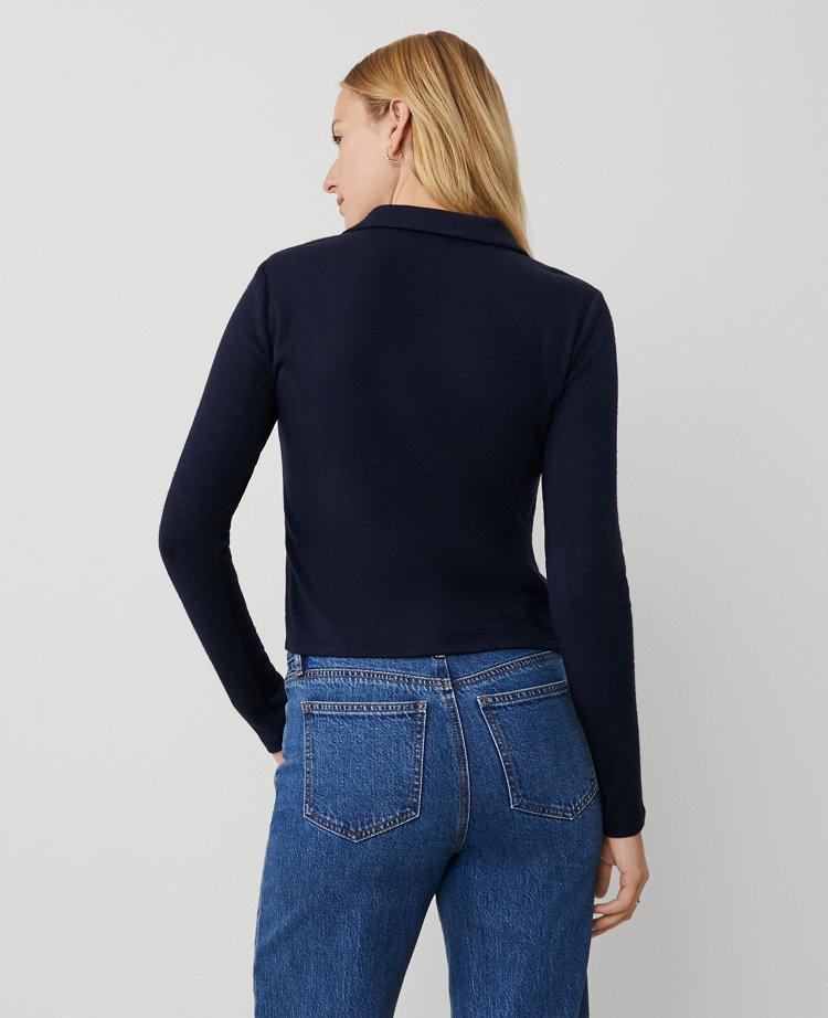 Weekend Collection Cropped Button-Down Top