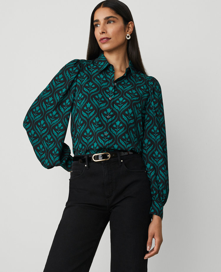 Petite Geo Voluminous Collared Shirt