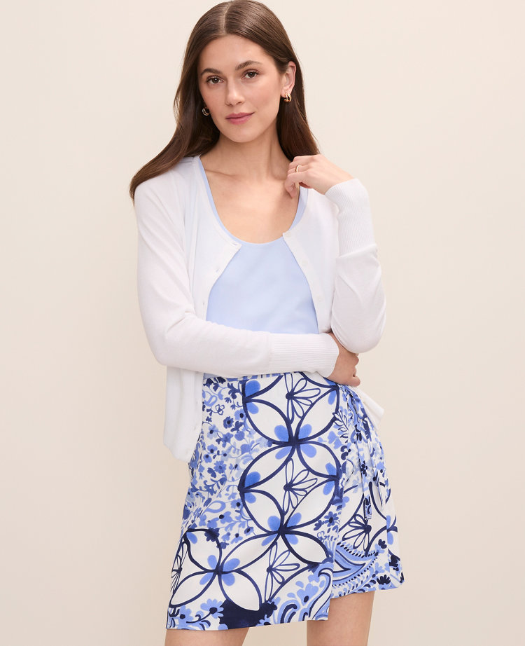Scoop Neck Cardigan carousel Product Image 1