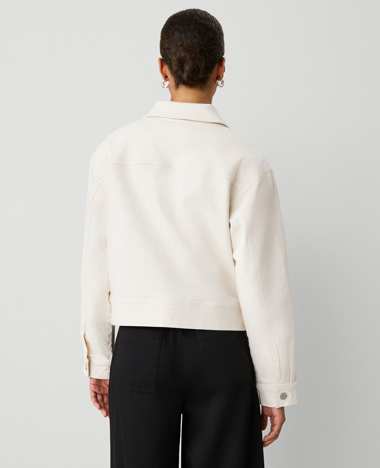 Petite Weekend Collection Denim Jacket
