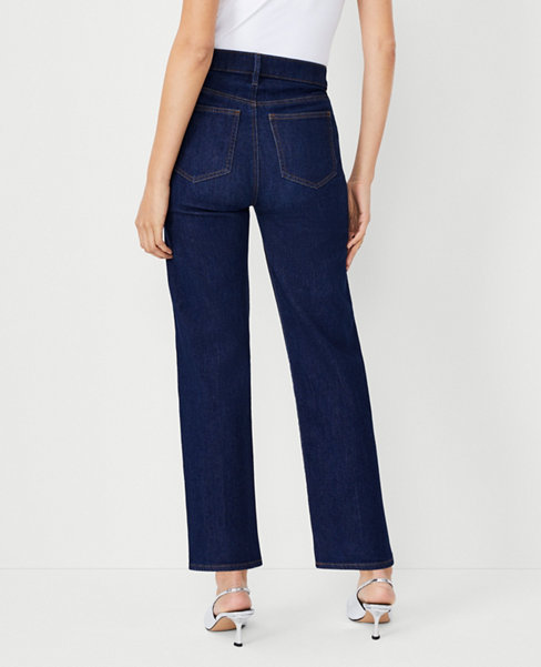 High Rise Straight Jeans in Classic Rinse Wash
