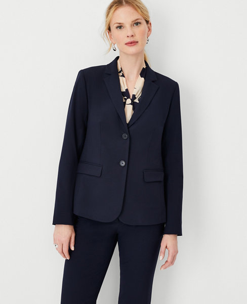 The Notched Two Button Blazer in Seasonless Stretch - Curvy Fit