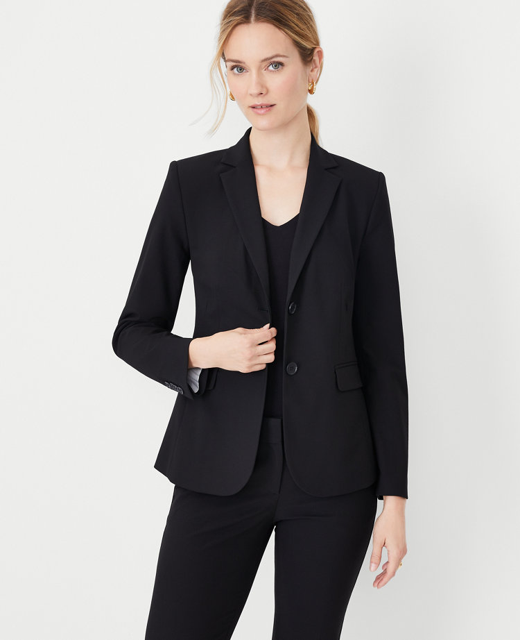 The Best Suiting for Curvy Women - Wardrobe Oxygen