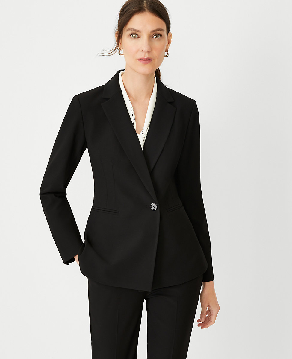 The Fitted Double Breasted Blazer in Bi-Stretch