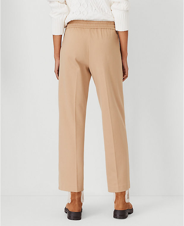The Petite Easy Straight Ankle Pant in Knit Twill