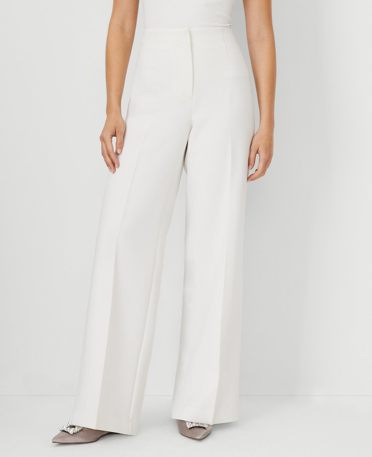 The Petite Wide Leg Pant in Crepe
