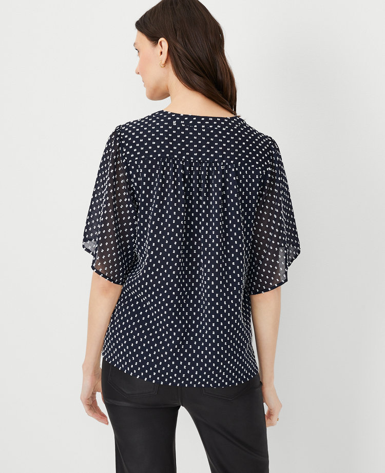 Clip Shirred Split Neck Popover