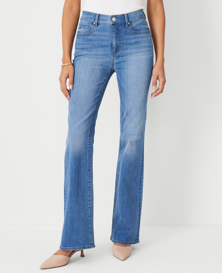 Tall Curvy Sculpting Pocket Mid Rise Boot Cut Jeans in Classic Rinse Wash