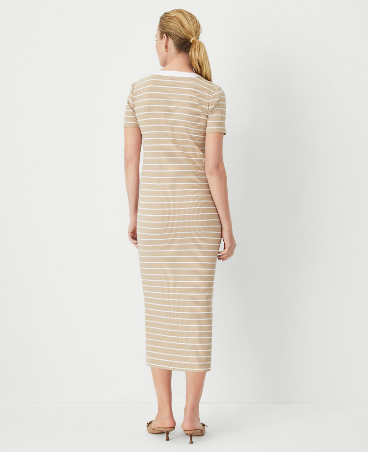 AT Weekend V-Neck Sheath Dress