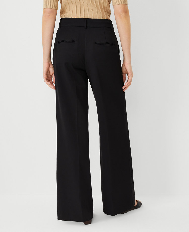 The Wide-Leg Pant