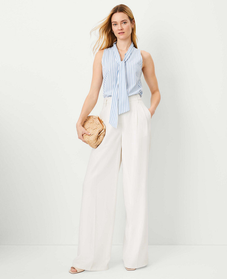 The Petite Pleated Wide Leg Pant