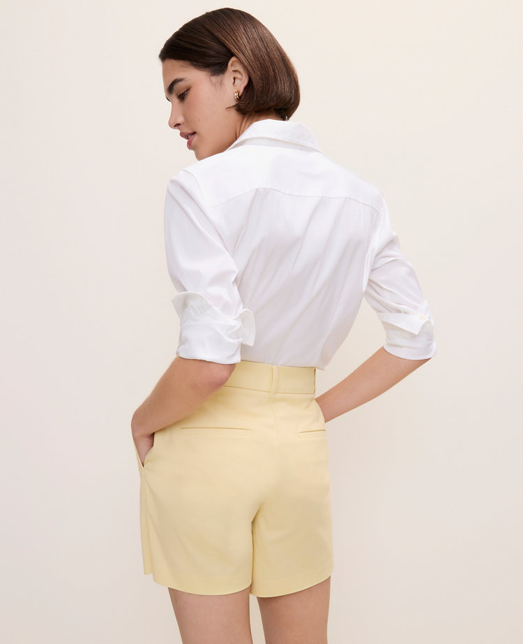 The Petite Mid Short