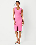 The Petite Seamed V-Neck Sheath Dress in Linen Blend carousel Product Image 1