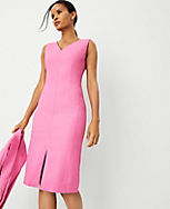 The Petite Seamed V-Neck Sheath Dress in Linen Blend carousel Product Image 3