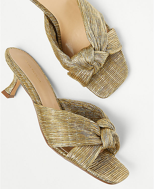 Metallic Pleated Knotted Sandals