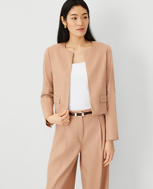 The Petite Cropped Crew Neck Jacket in Linen Twill