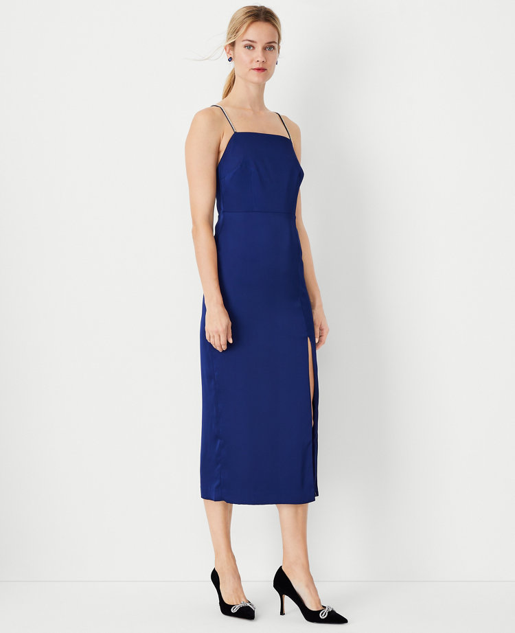 Big Bust Hourglass Dress Finds at Ann Taylor –