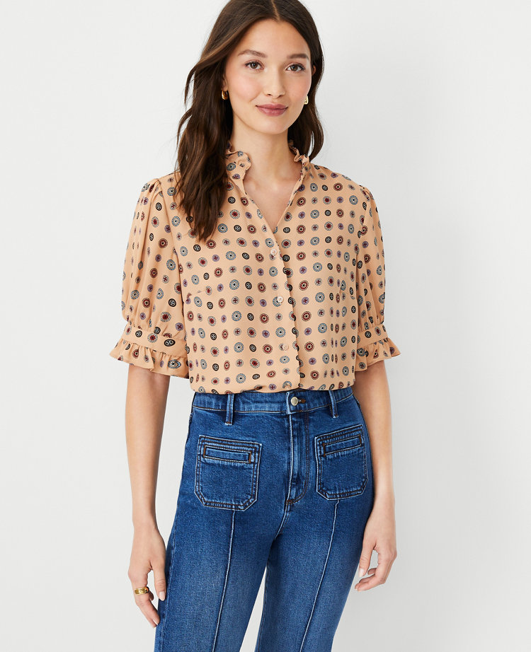 Geo Ruffle Collar Button Top