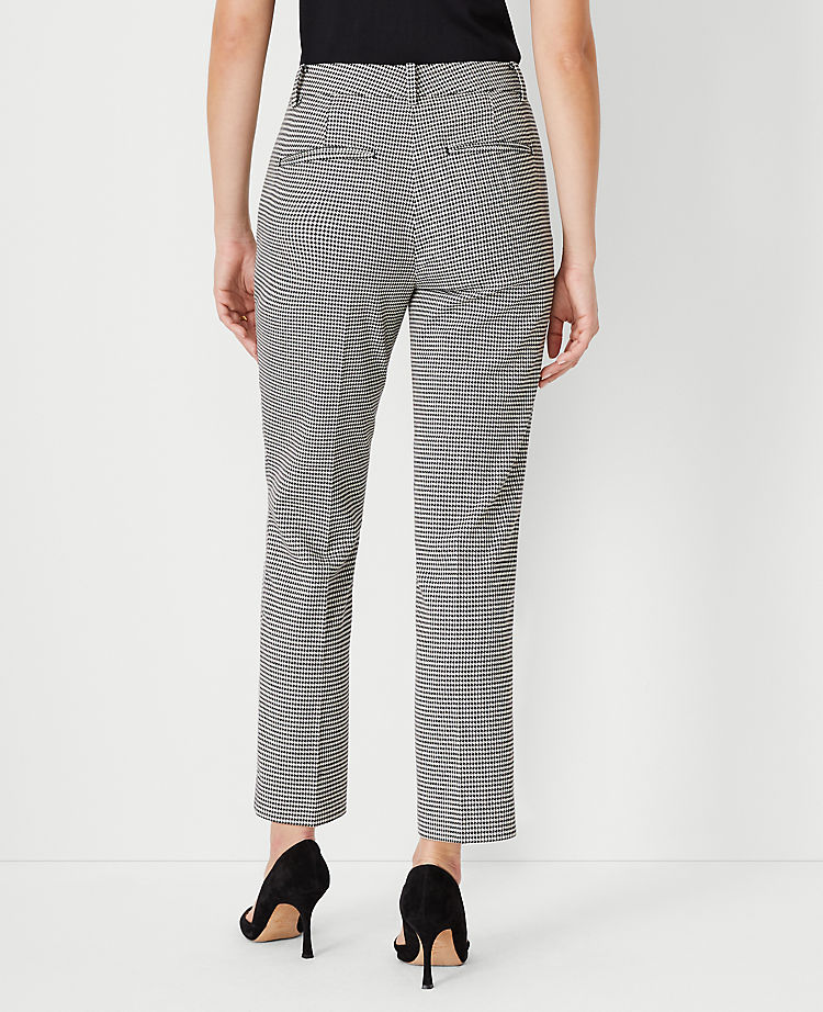 The Mid Rise Eva Ankle Pant in Houndstooth - Curvy Fit