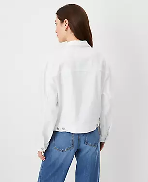 AT Weekend Relaxed Denim Trucker Jacket in White carousel Product Image 3