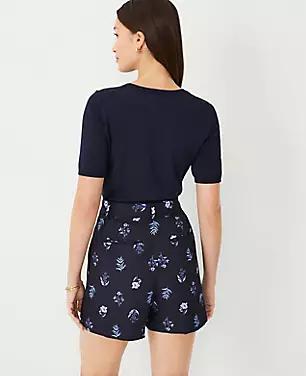 Floral Tie Waist Pleated Shorts carousel Product Image 3