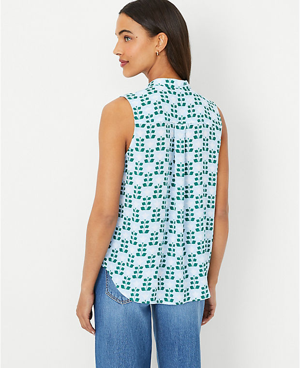 Petite Floral Tile Sleeveless Camp Shirt