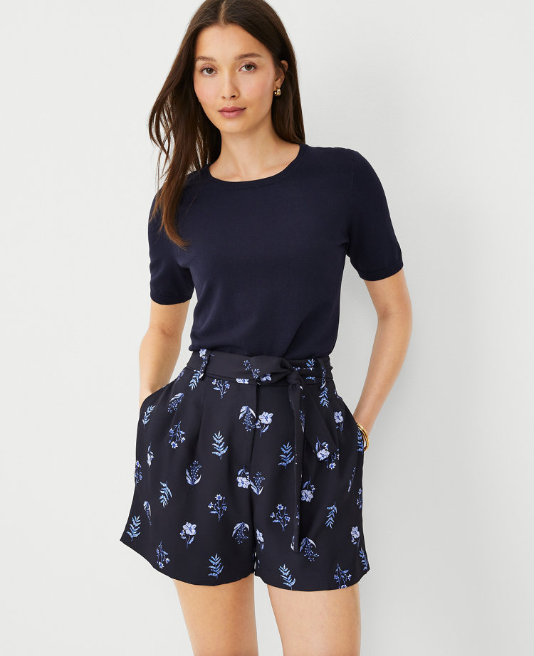 Petite Floral Tie Waist Pleated Shorts