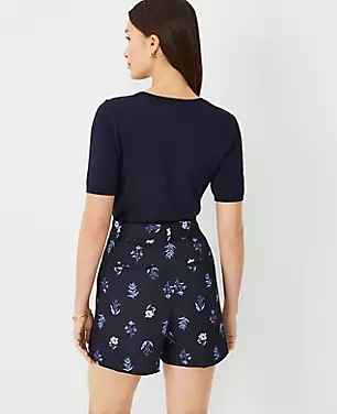 Petite Floral Tie Waist Pleated Shorts carousel Product Image 3