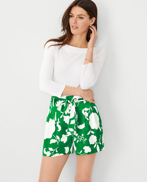 Petite Tie Waist Pleated Shorts in Floral Satin