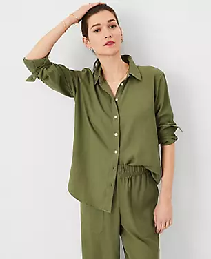 Petite AT Weekend Relaxed Linen Blend Shirt carousel Product Image 2