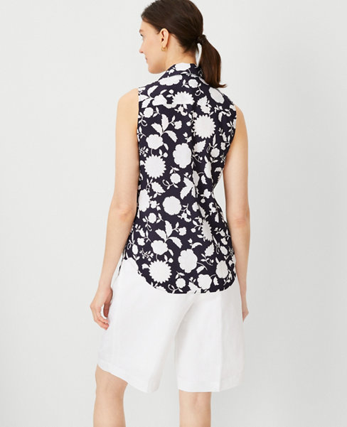 Petite Floral Sleeveless Essential Shirt carousel Product Image 2