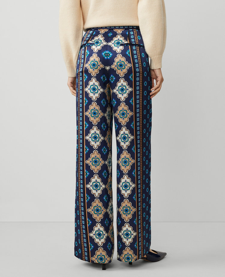 Studio Collection Wide-Leg Pant in Silk Charmeuse