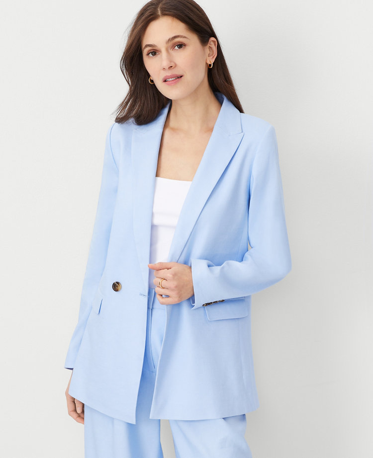 The Petite Oversized Peak Lapel Blazer in Linen Twill