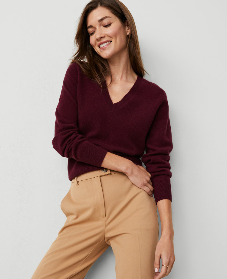 Cashmere V-Neck Sweater carousel Product Image 1