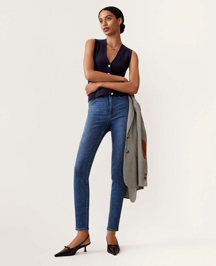 Mini Bow Slingback Patent Pump