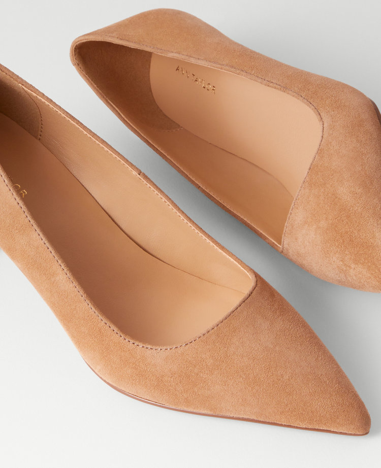 Daphne Suede Pumps