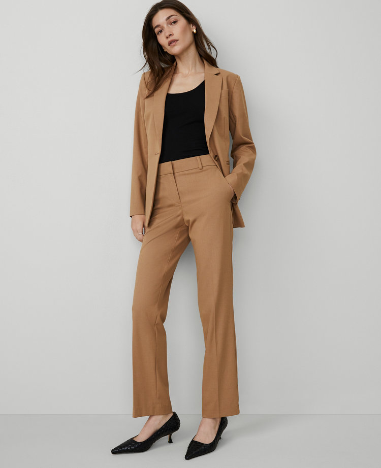 The Straight-Leg Pant in Seasonless Stretch