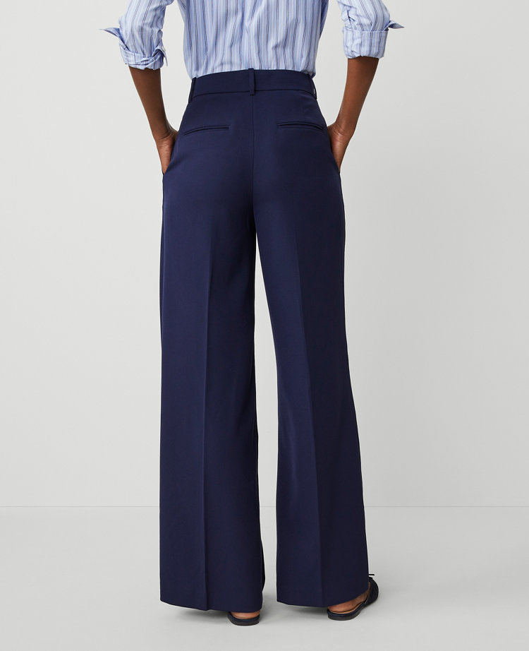 The Petite Pleated Wide-Leg Pant in Textured Drape