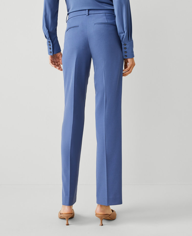 The Petite Mid Rise Straight Pant in Seasonless Stretch - Curvy Fit