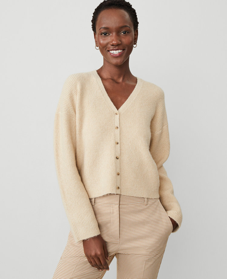 Ribbed Cropped Cardigan