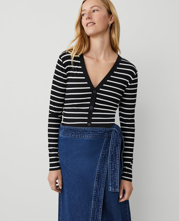 Weekend Collection Striped V-Neck Cardigan