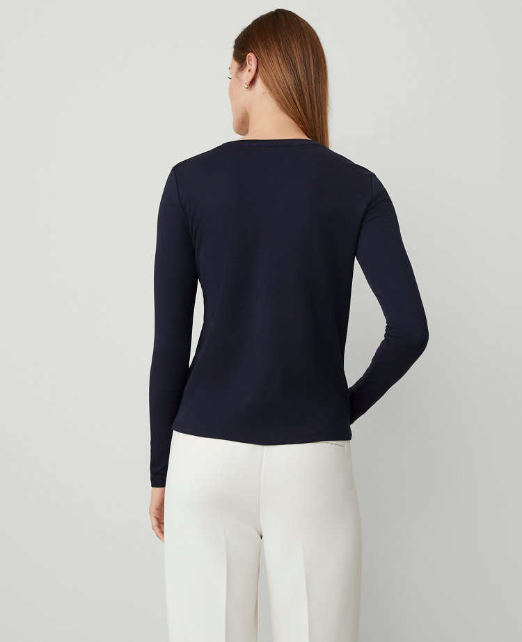 Long Sleeve Crew Neck Top