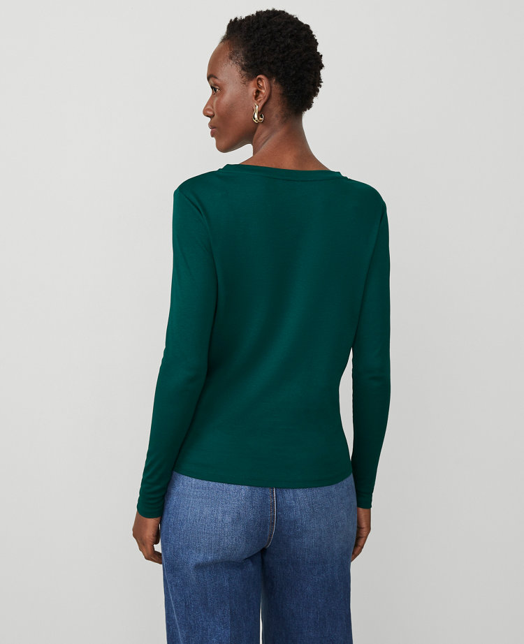 Long Sleeve Crew Neck Top