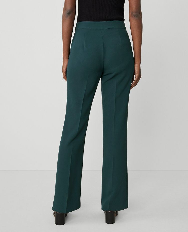 The Petite Trouser Pant in Fluid Crepe - Curvy Fit