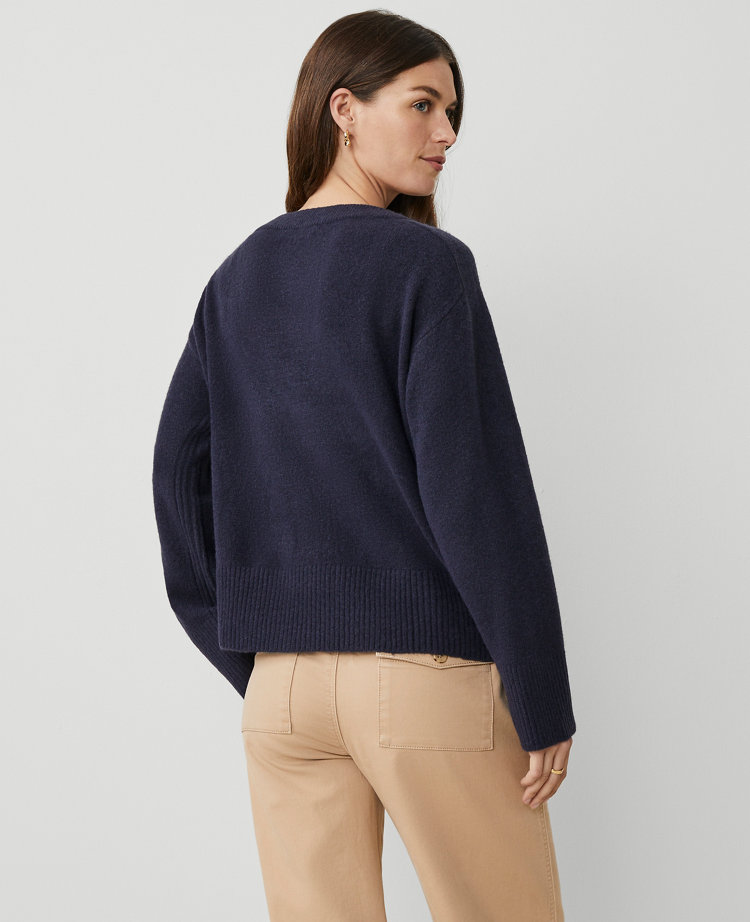 Relaxed V-Neck Sweater carousel Product Image 3